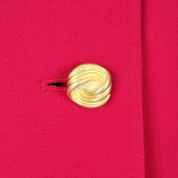 Kasper ASL Skirt Suit Size 6P Red Short Sleeve Gold Buttons Pockets Lined Petite - Picture 3 of 10